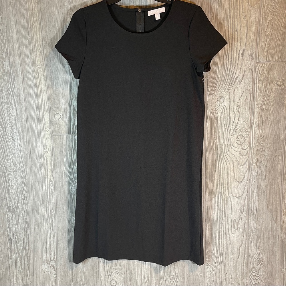 Chelsea28 Black Short Cap Sleeve Dress Size Small NWOT